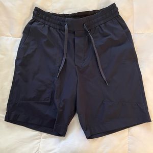 LULULEMON Navy Blue Bowline Shorts 8" Linerless Men's Large